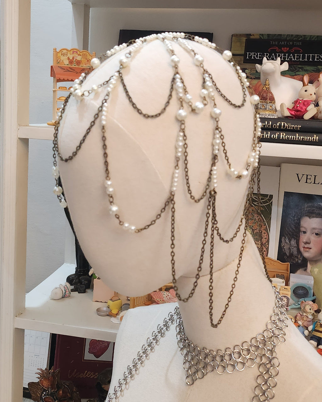 Elara Pearl Chain Headpiece