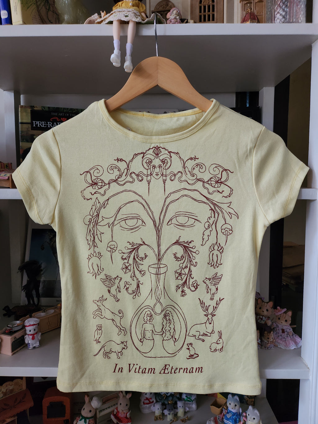 In Vitam Aeternam Line Art Fitted Tee