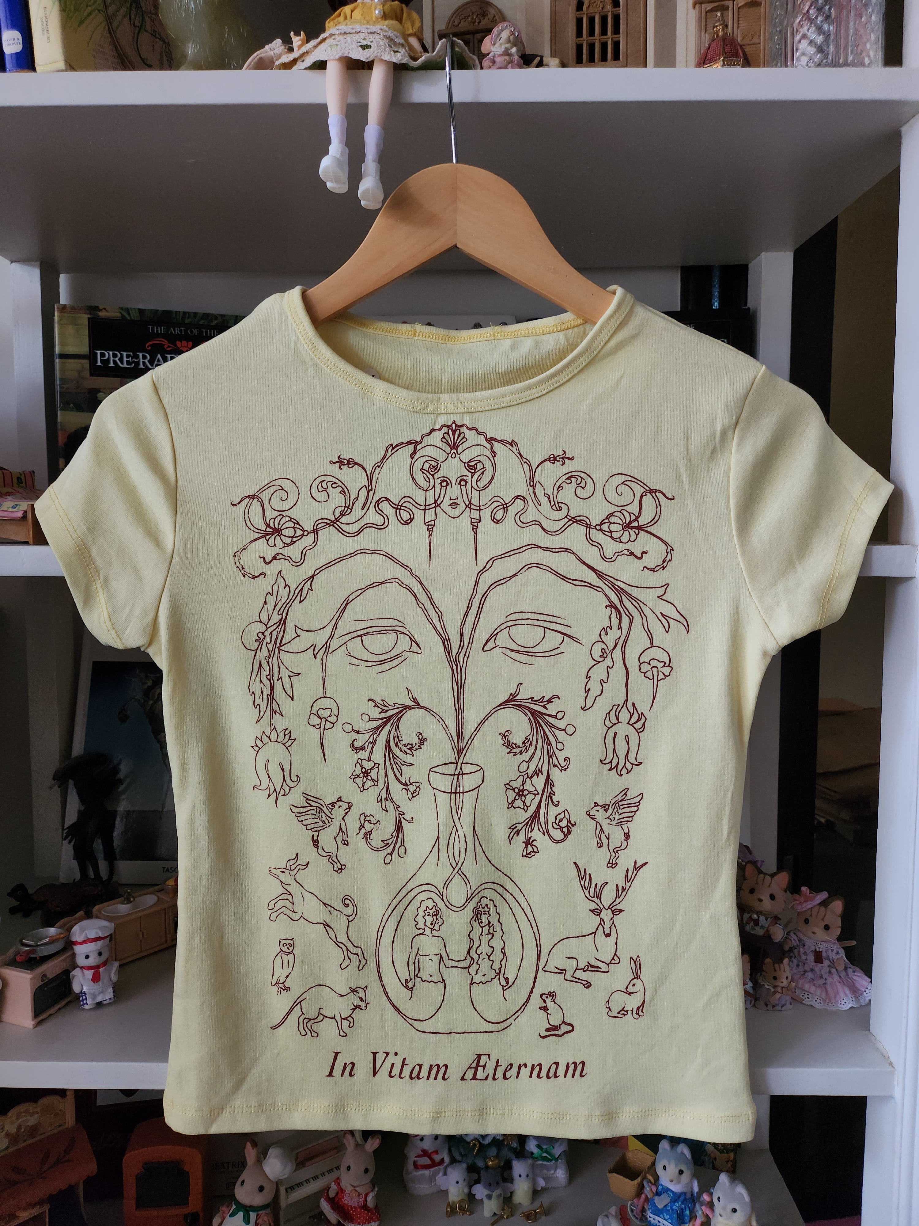 In Vitam Aeternam Line Art Fitted Tee