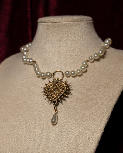 The Stake Pearl Necklace