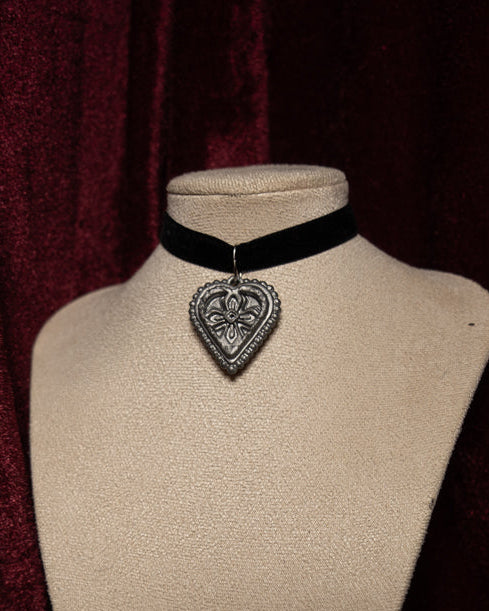 The Cross Velvet Ribbon Choker