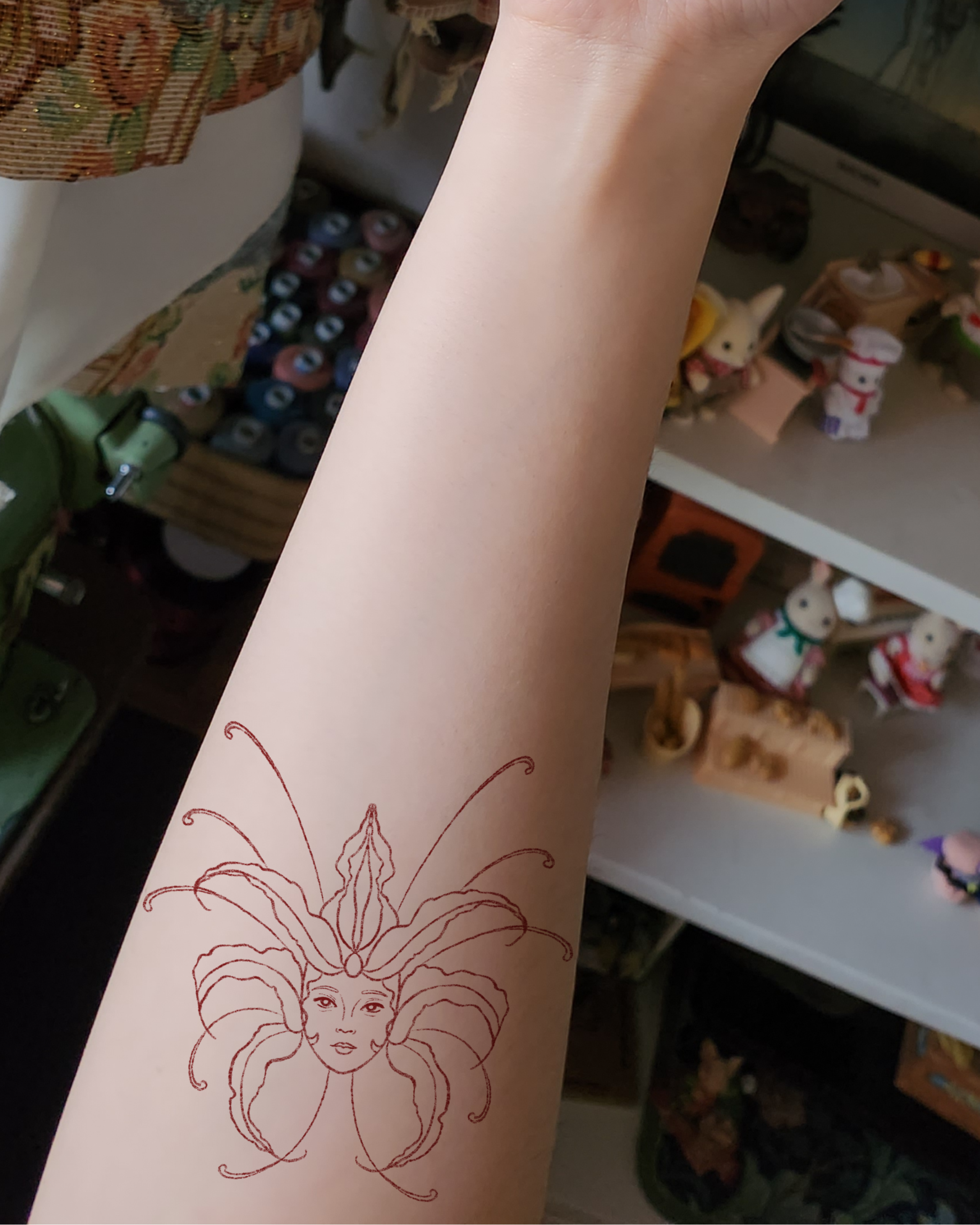 Revenir de Nouveau Temporary Tattoos