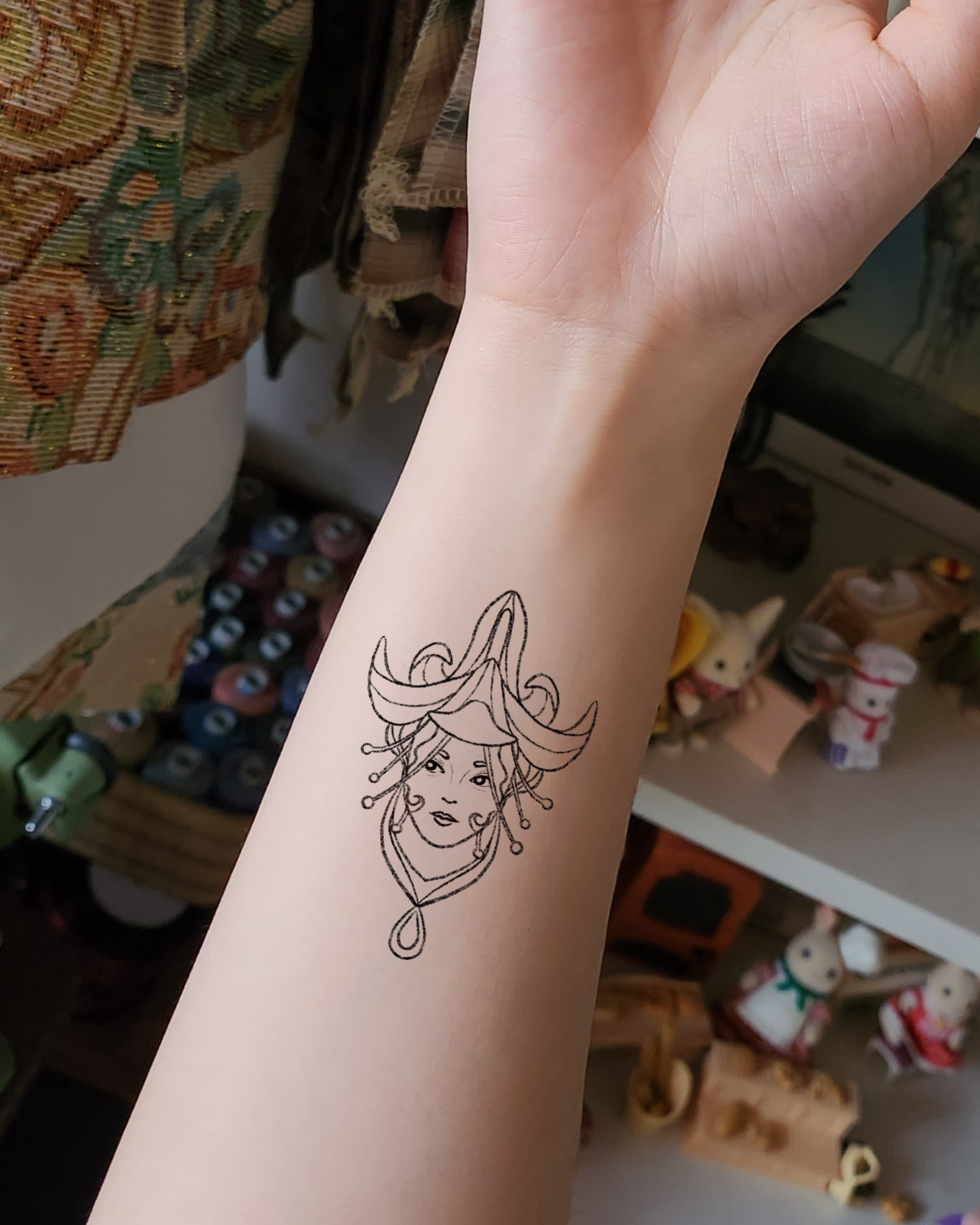 Revenir de Nouveau Temporary Tattoos