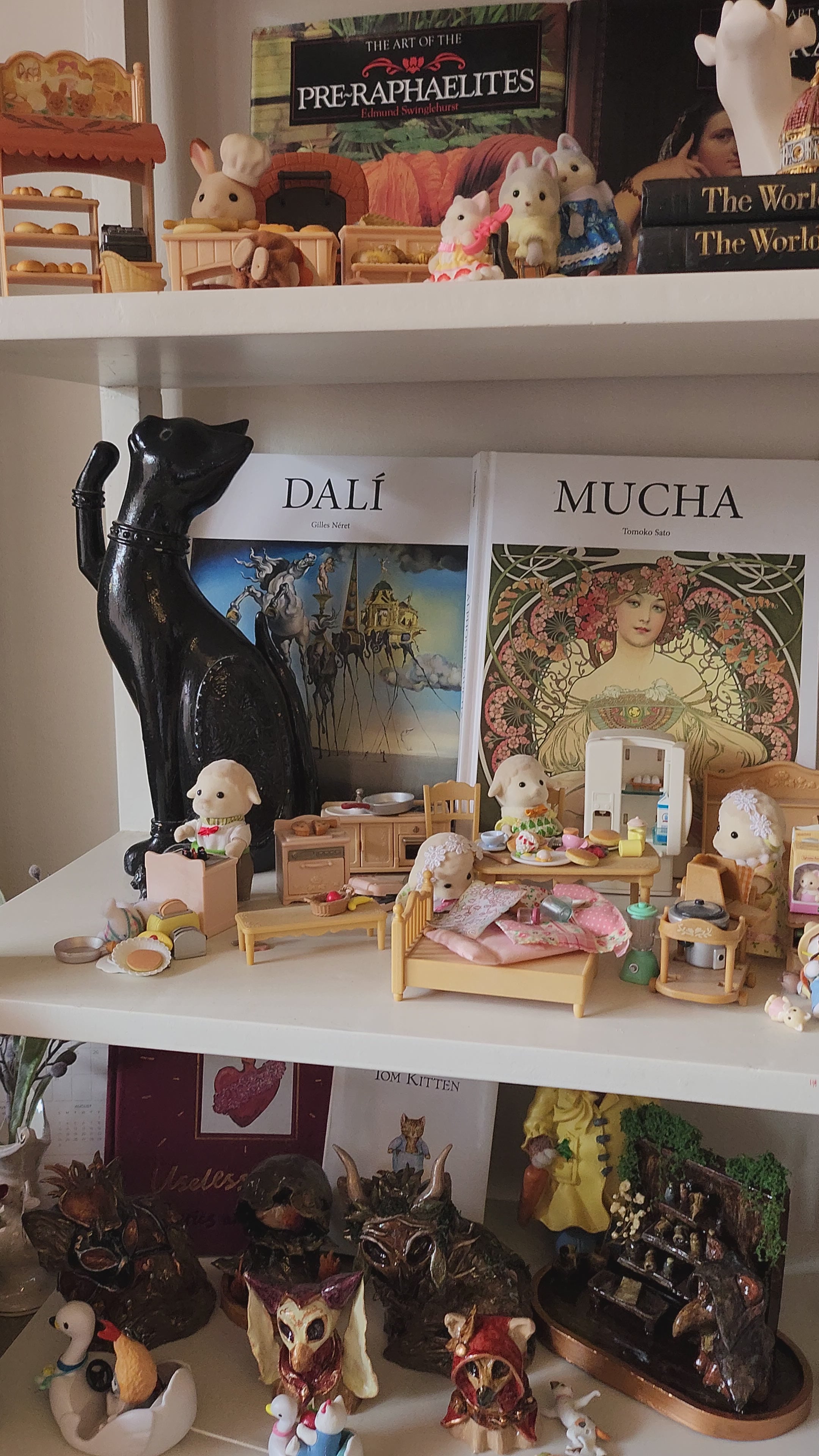 Odelia Chainmaille Lipstick Case with Clasp