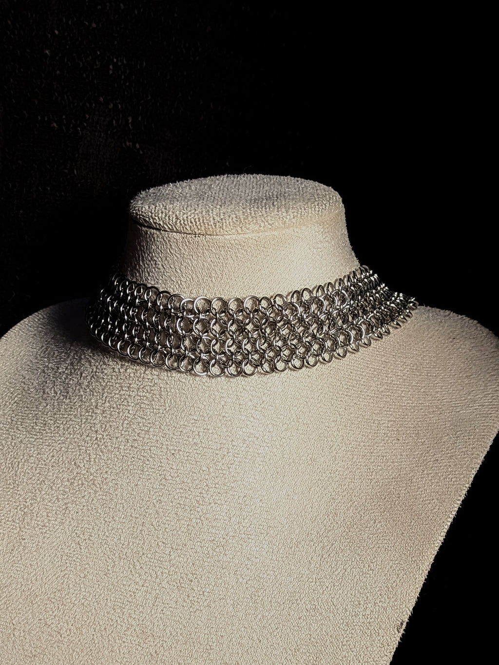 Cian Micro Chainmaille Choker